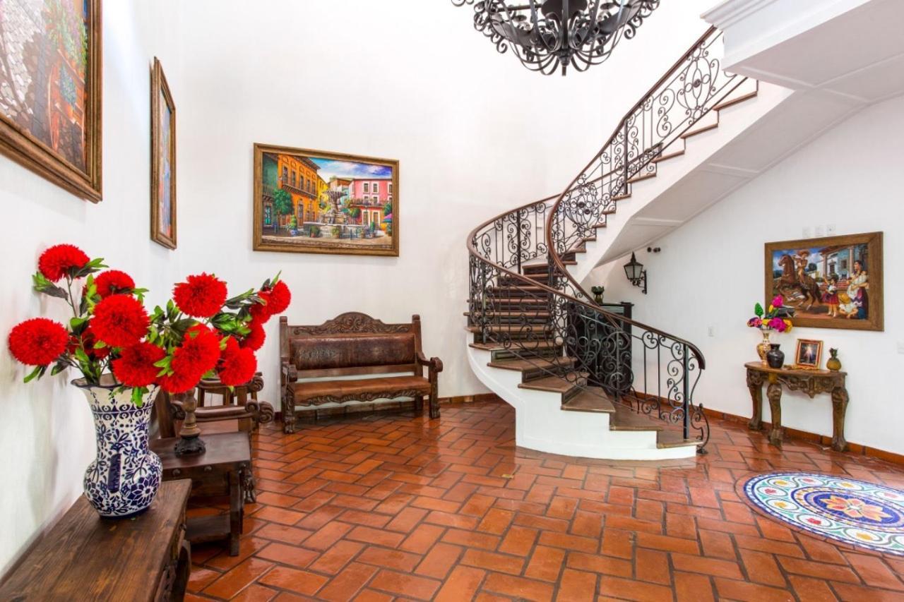 Caroline Bella Bed & Breakfast 阿吉吉克 外观 照片